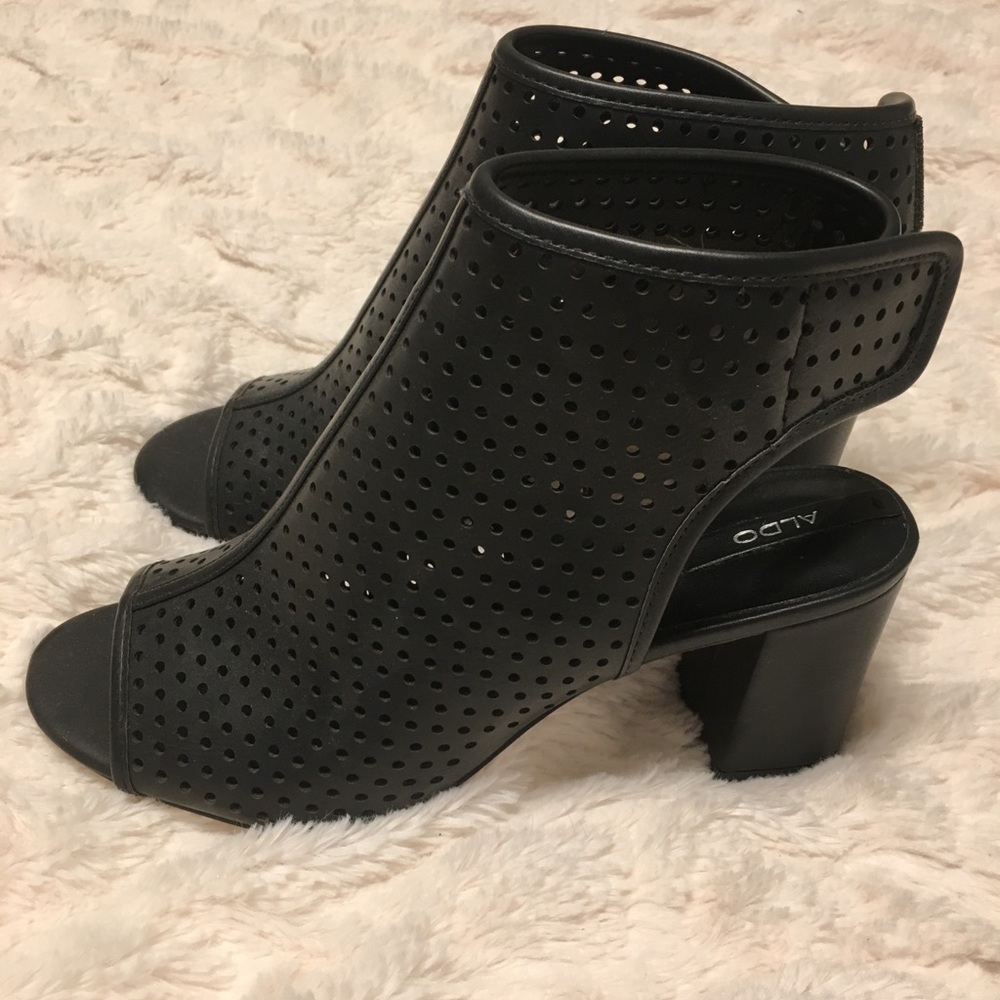 Aldo Women's Black Kedilacia Booties in Black